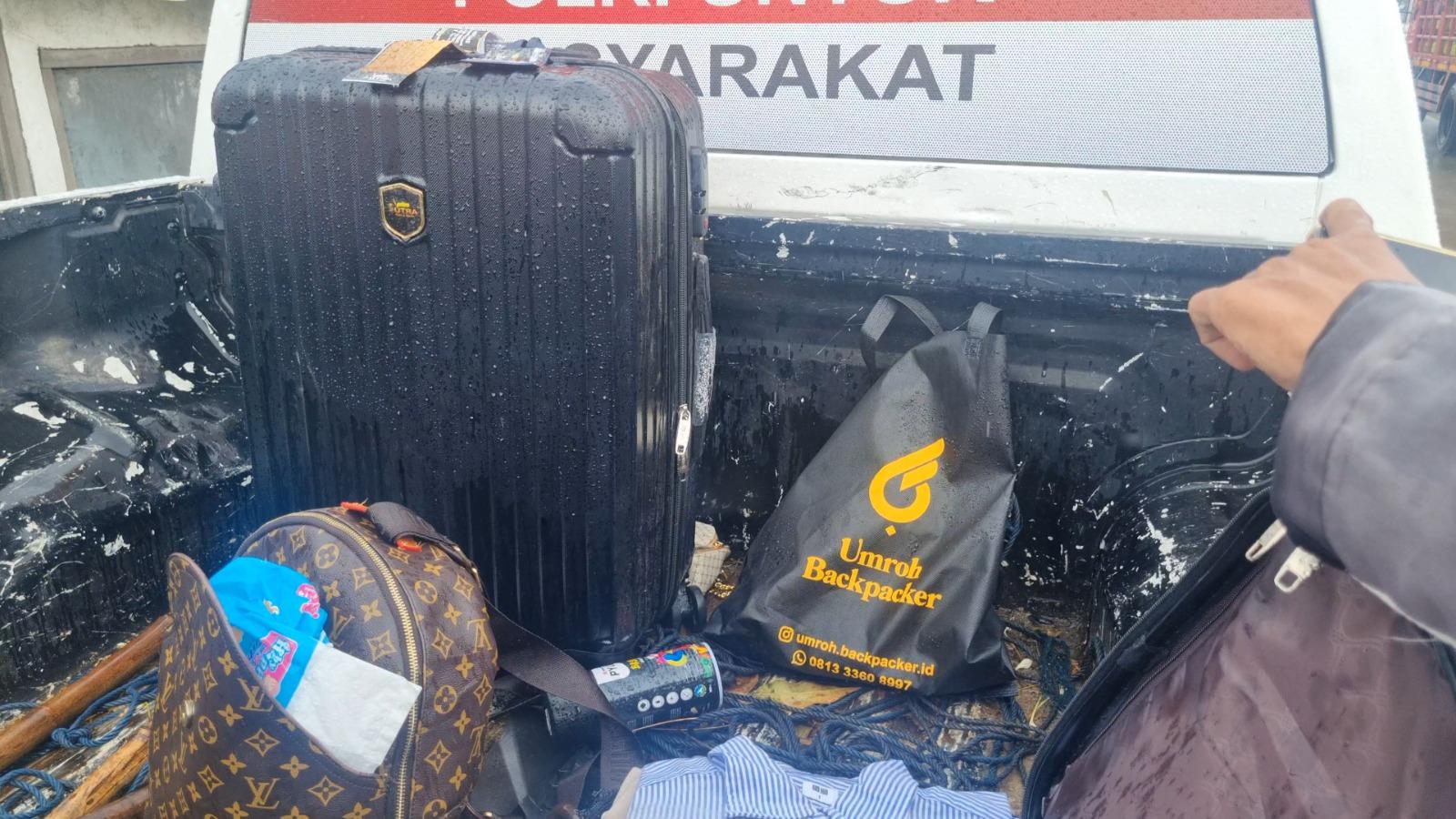 Kronologis Tragis Kecelakaan Maut Isuzu Panther Vs Bus di Gresik, Cucu Meninggal di Pangkuan Kakek