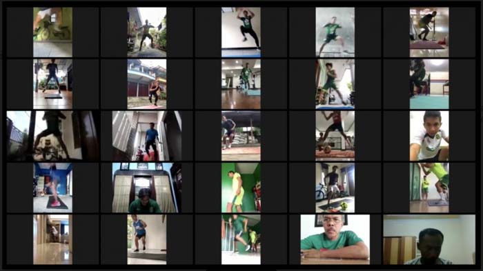 Sore Ini Persebaya Kembali Gelar Latihan Online Bersama, Pakai Alat Bantu Latihan yang Berbeda