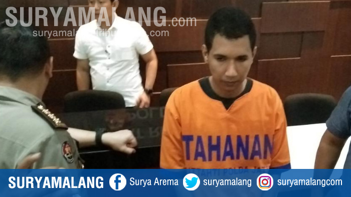 m-mirza-saat-dikeler-penyidik-subdit-v-siber-ditreskrimsus-polda-jatim.jpg