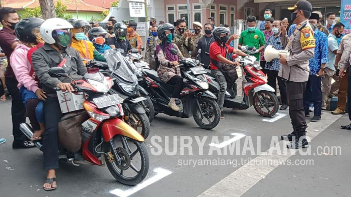 Lokasi Marka Jalan Mirip Starting Grid MotoGP di Pamekasan