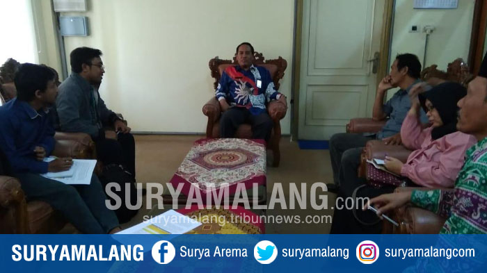 mcw-saat-audiensi-dengan-kepala-dinas-pendidikan-kabupaten-malang_20180719_183434.jpg