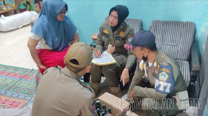 Alasan Satpol PP Gresik Rampas Ratusan Botol Minuman Keras di Desa Gurang Anyar, Cerme