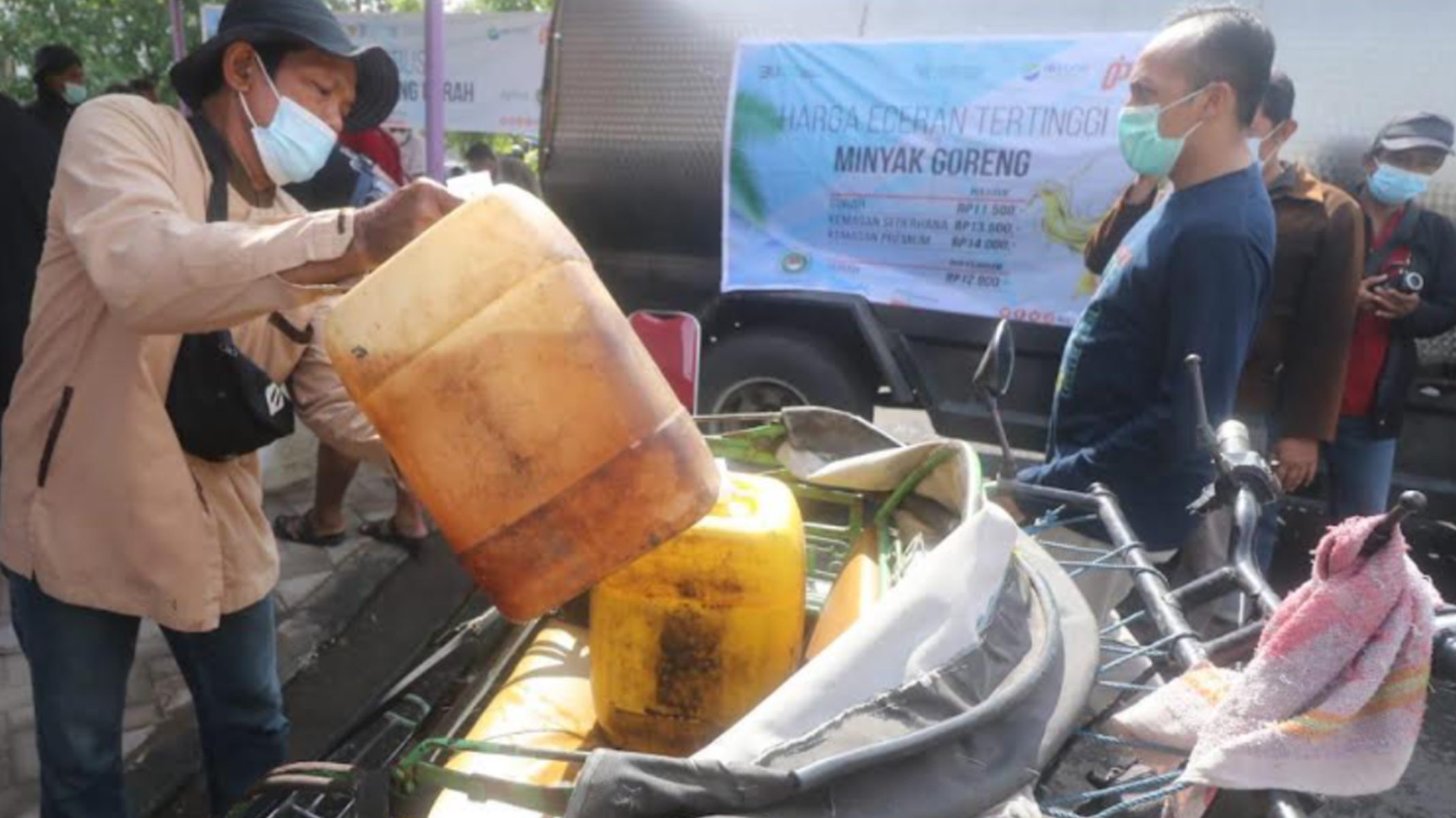 Kemendag, PPI, dan Pemkot Kediri Gelontor Minyak Goreng Curah ke Pedagang Pasar Tradisional