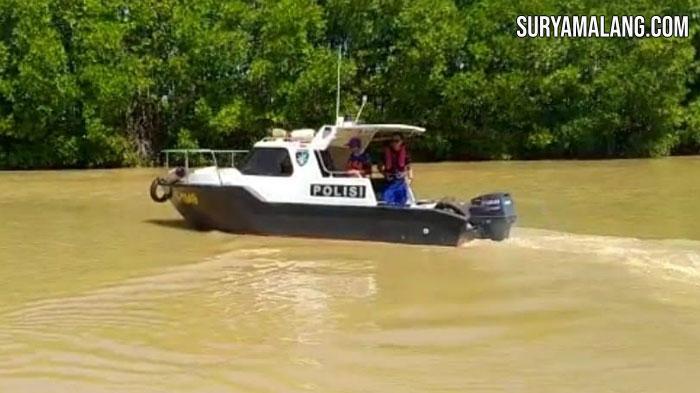 Tim SAR Mencari Nelayan Hilang Mulai Pulau Mandangin Sampai Perbatasan Bangkalan