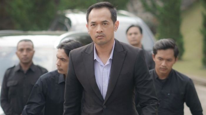 oka-antara-jadi-sorotan-usai-berperan-sebagai-irvan-di-sinetron-ikatan-cinta.jpg