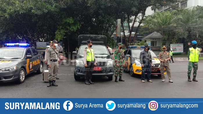 Polresta Malang Kota Gelar Operasi Ke Pasar Takjil, Imbau Physical Distancing & Bubarkan Kerumunan