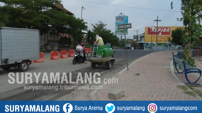oprit-jembatan-brawijaya-kediri_20180921_154216.jpg