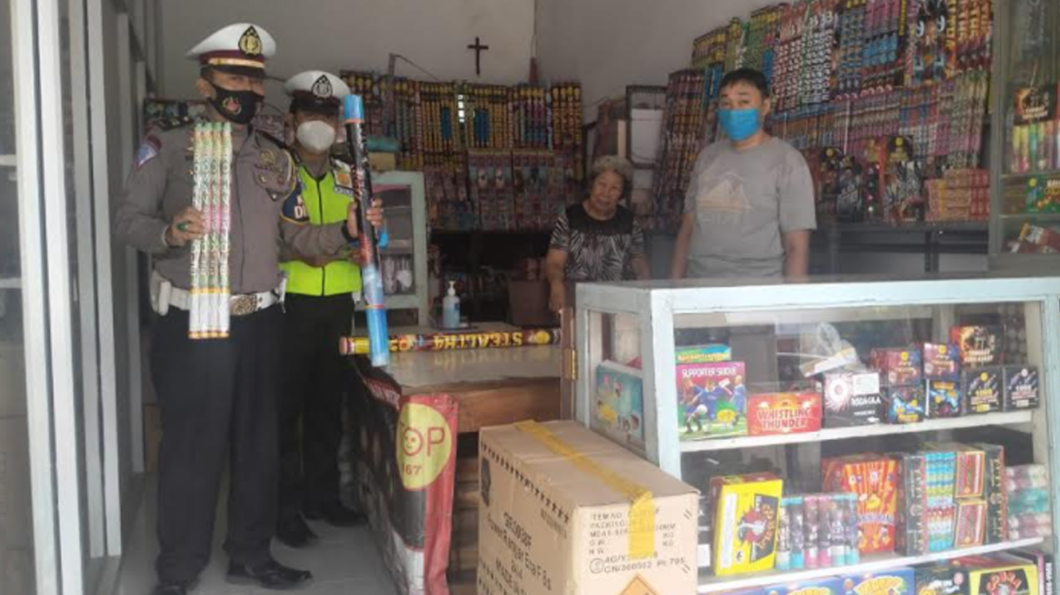 Polres Ponorogo Giatkan Sidak Toko Kembang Api: 'Jangan Jual Mercon Ilegal'