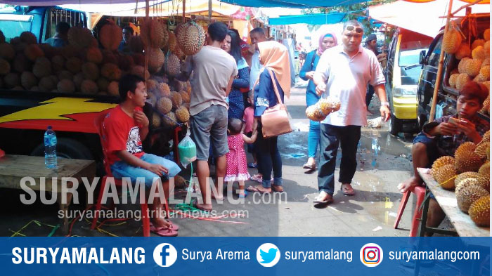 4 Tips Memilih Durian yang Enak dan Lezat, Mulai Aroma sampai Duri di Bagian Bawah