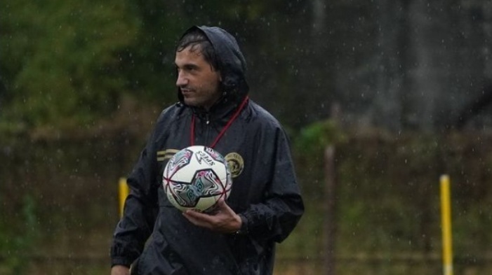 Belum Waktunya Memecat Eduardo Almeida, Arema FC Pakai Indikator Kualitas Permainan untuk Penilaian