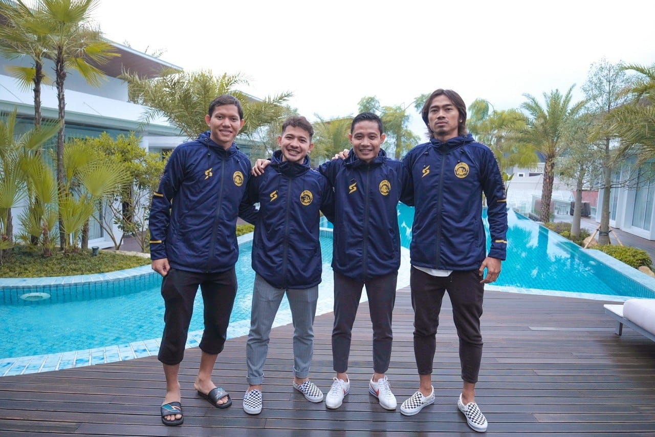 pemain-baru-arema-fc-akhirnya-diumumkan-selasa-42022-malam.jpg