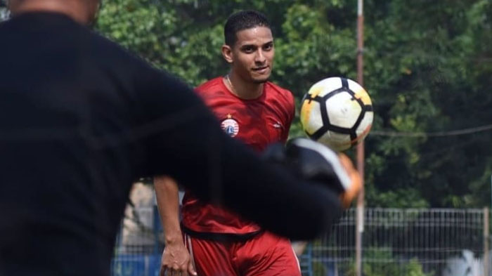 pemain-baru-persija-jakarta-renan-silva_20180801_102133.jpg