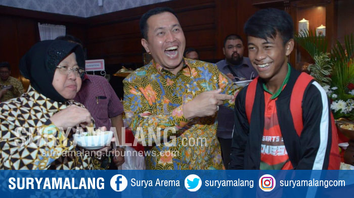 Pemain Timnas U-16 Indonesia, M Supriadi Dapat Penghargaan dari Wali Kota Surabaya, Tri Rismaharini