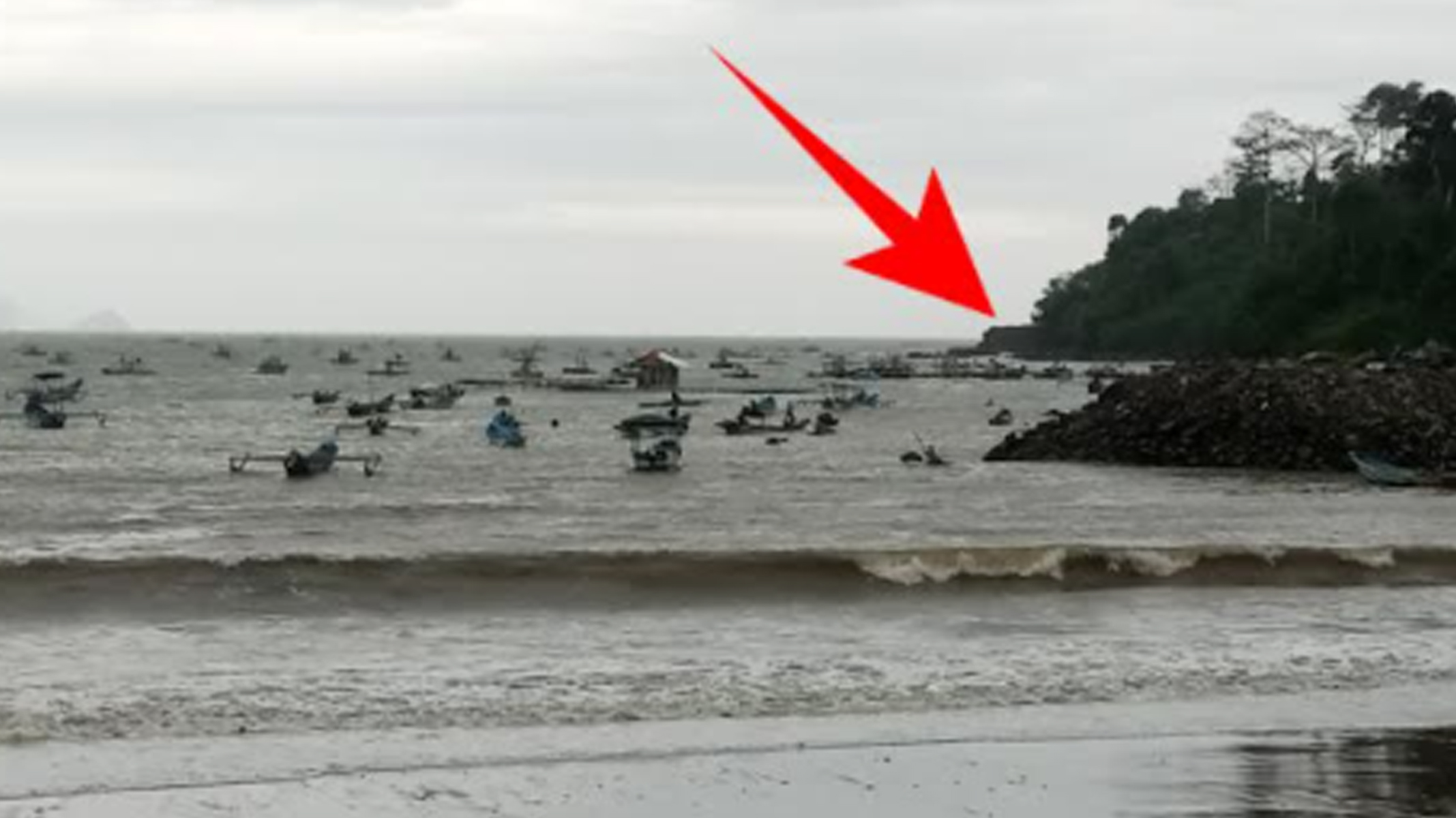 Pemancing Tewas Tenggelam di Pantai Klathak Tulngagung, Ada Luka di Punggung, Tangan, dan Wajah
