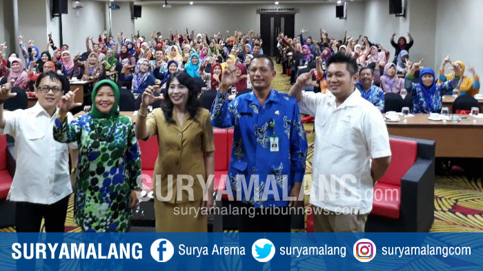 pemberian-wawasan-kepariwisataan-buat-para-guru-di-malang-raya-oleh-kemenpar_20180904_181944.jpg