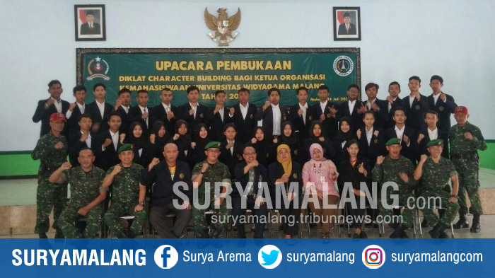pembukaan-diklat-belanegara-uwg-di-resimen-induk-kodam-vbrawijaya-malang_20170724_105111.jpg