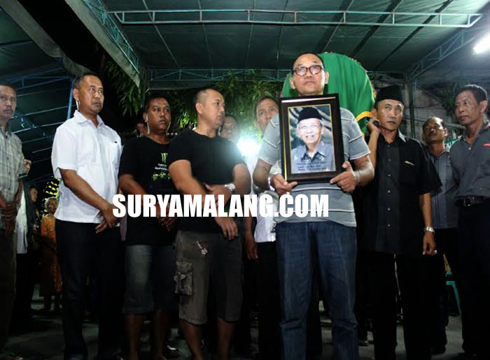 Innalillahi, Sang Pencipta Lagu Himne Guru Tutup Usia