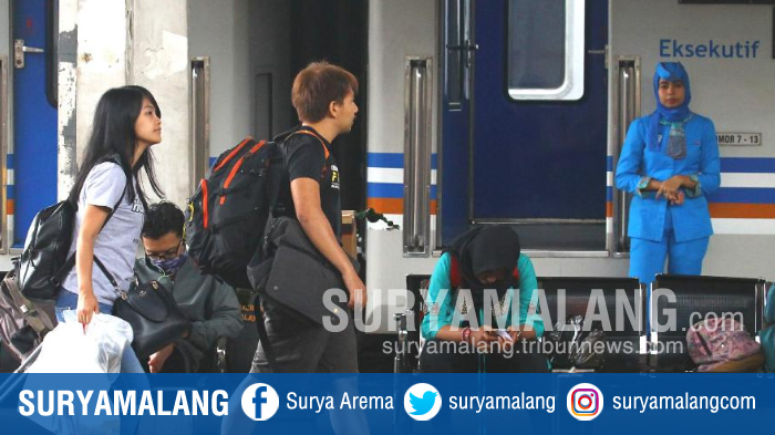 PT KAI Buka Pemesanan Tiket Kereta Api Mudik Lebaran Sekarang ! Ini Tempat dan Jam Pemesanan