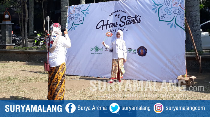peringatan-hari-santri-nasional-hsn-di-universitas-brawijaya-ub-kota-malang_20181021_161041.jpg