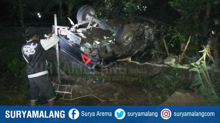 pikap-ditabrak-ka-tulungagung.jpg