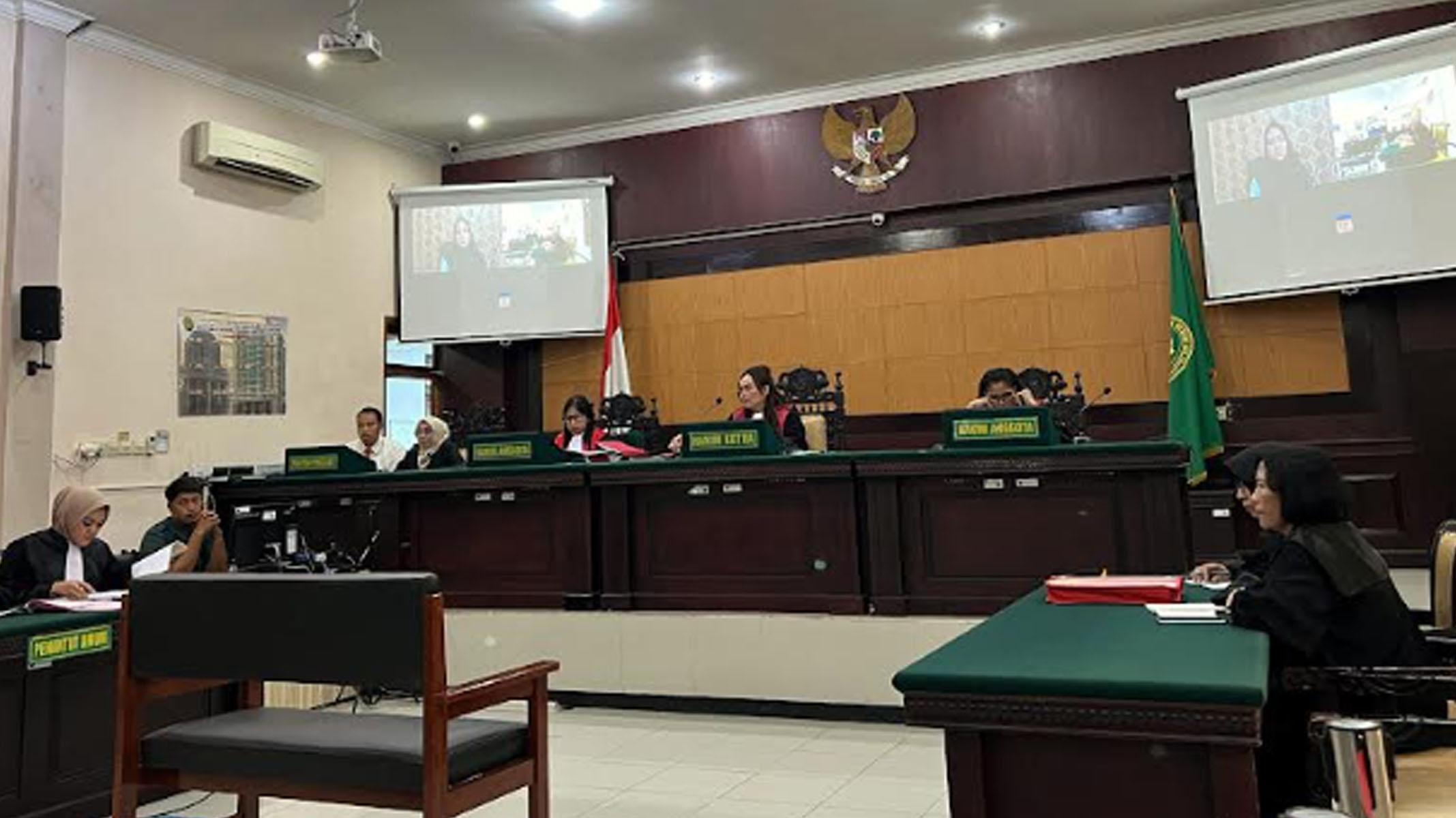 polwan-bakar-suami-sidang-7.jpg