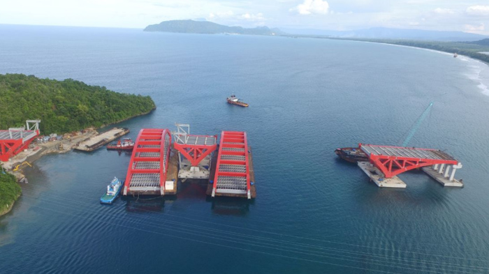 proyek-jembatan-holtekamp-di-jayapura-papua_20180104_225741.jpg