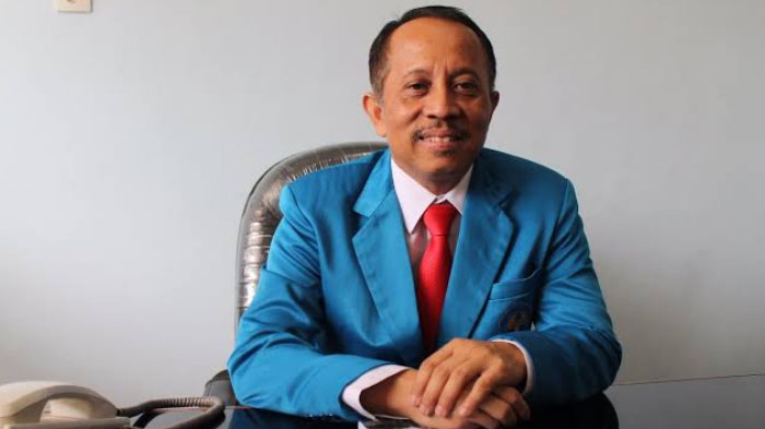 rektor-itn-malang-dr-kustamar-mt.jpg