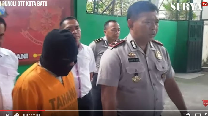 rilis-operasi-tangkap-tangan-kades-tegalgondo-kecamatan-karangploso_20170323_182013.jpg
