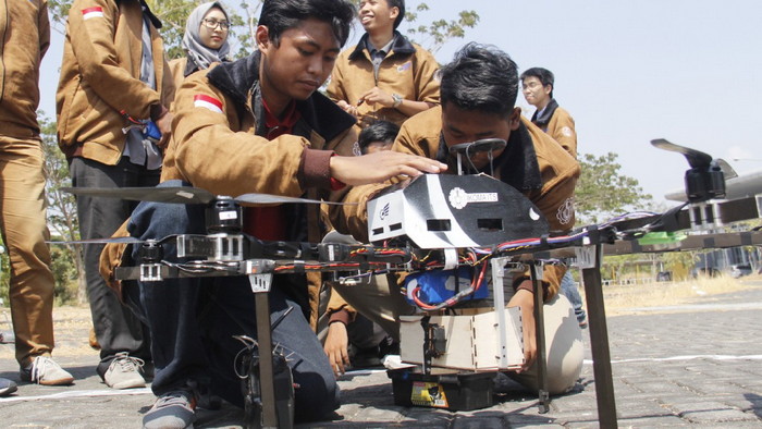 Melihat dari Dekat Bayucaraka, Robot Terbang Karya Mahasiswa ITS Surabaya