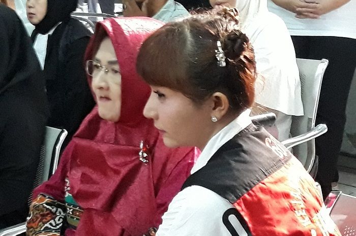 Demi Dukung Anak, Ibunda Roro Fitria Menetap di Jakarta