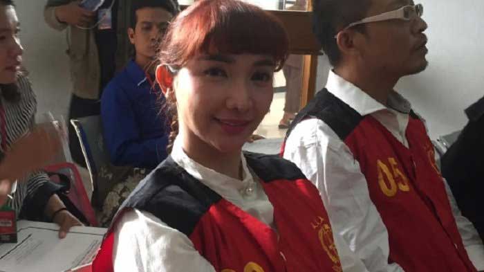 Sempat Grogi, Roro Fitria Akhirnya Dituntut 5 Tahun Penjara dan Denda 1 Miliar Rupiah