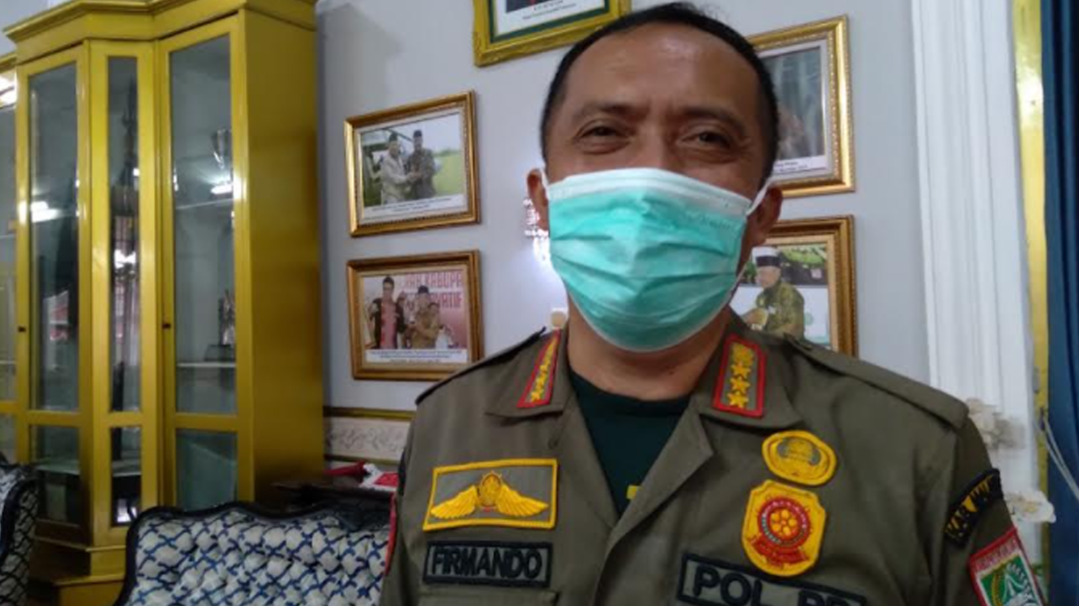 satpol-pp-kabupaten-malang-firmando-hashiholan-matondang.jpg