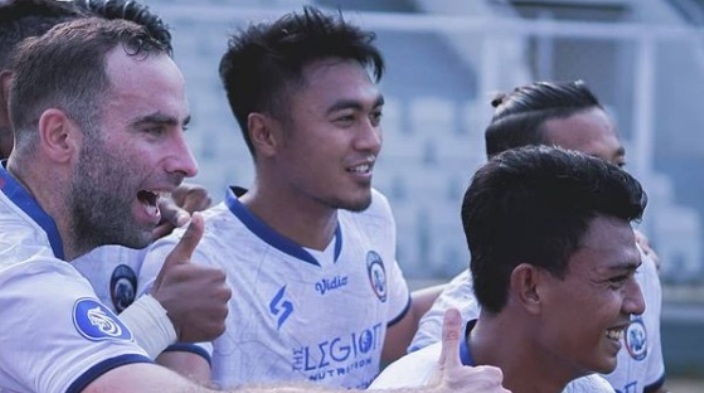 selebrasi-pemain-arema-fc-saat-mengalahkan-persipura-jayapura-rabu-2992021.jpg