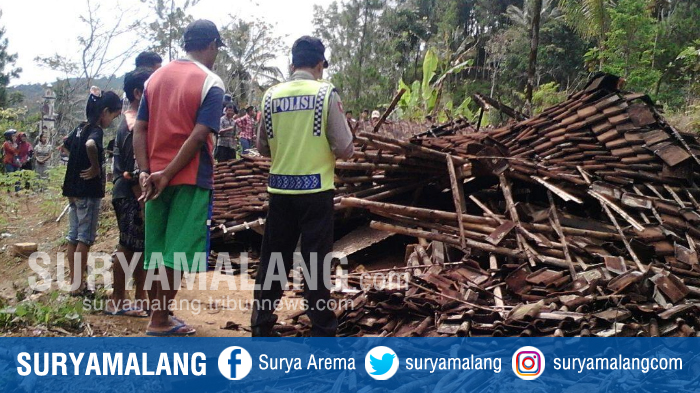 Rumahnya Roboh, Kakek 90 Tahun Tertimbun Reruntuhan, Hal Ajaib Terjadi, Begini Kondisi Si Kakek