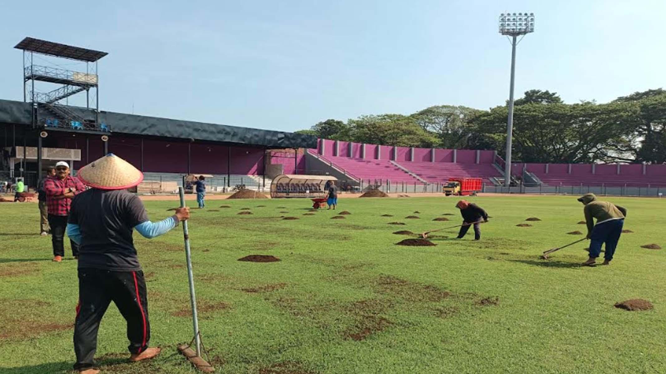 stadion-Brawijaya-Kediri-Ungu.jpg