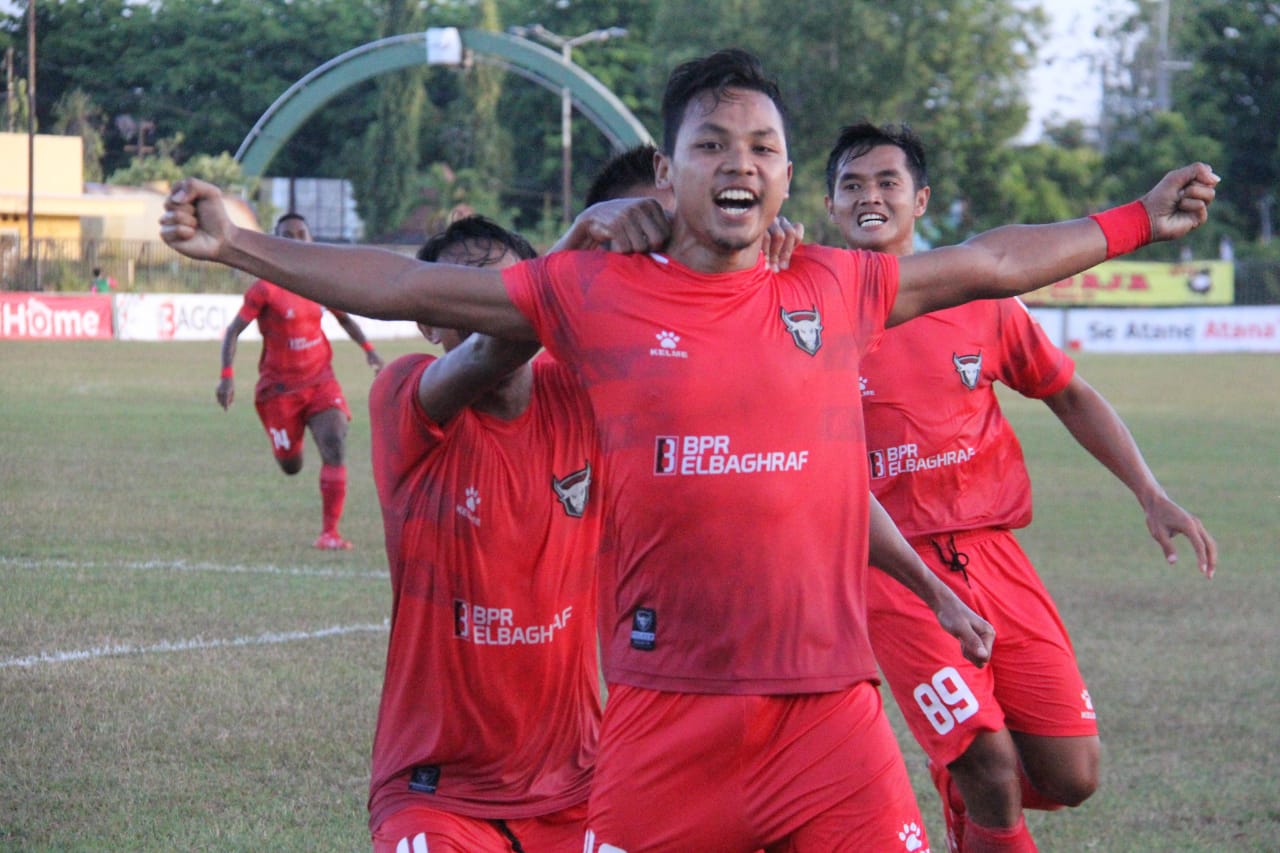 stadion-ahmad-yani-sumenep-madura_20180730_221130.jpg
