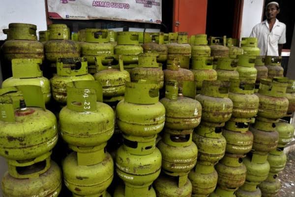 stok-gas-elpiji-di-pangkalan-kota-malang.jpg