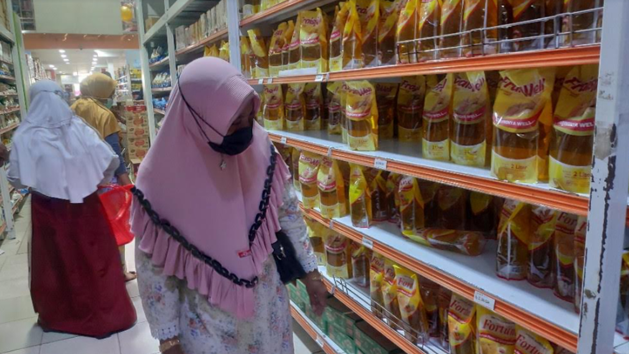 Drama Minyak Goreng, Stok Tipis saat Masih Rp 14 Ribu, Tiba-Tiba Melimpah Ruah saat HET Dicabut