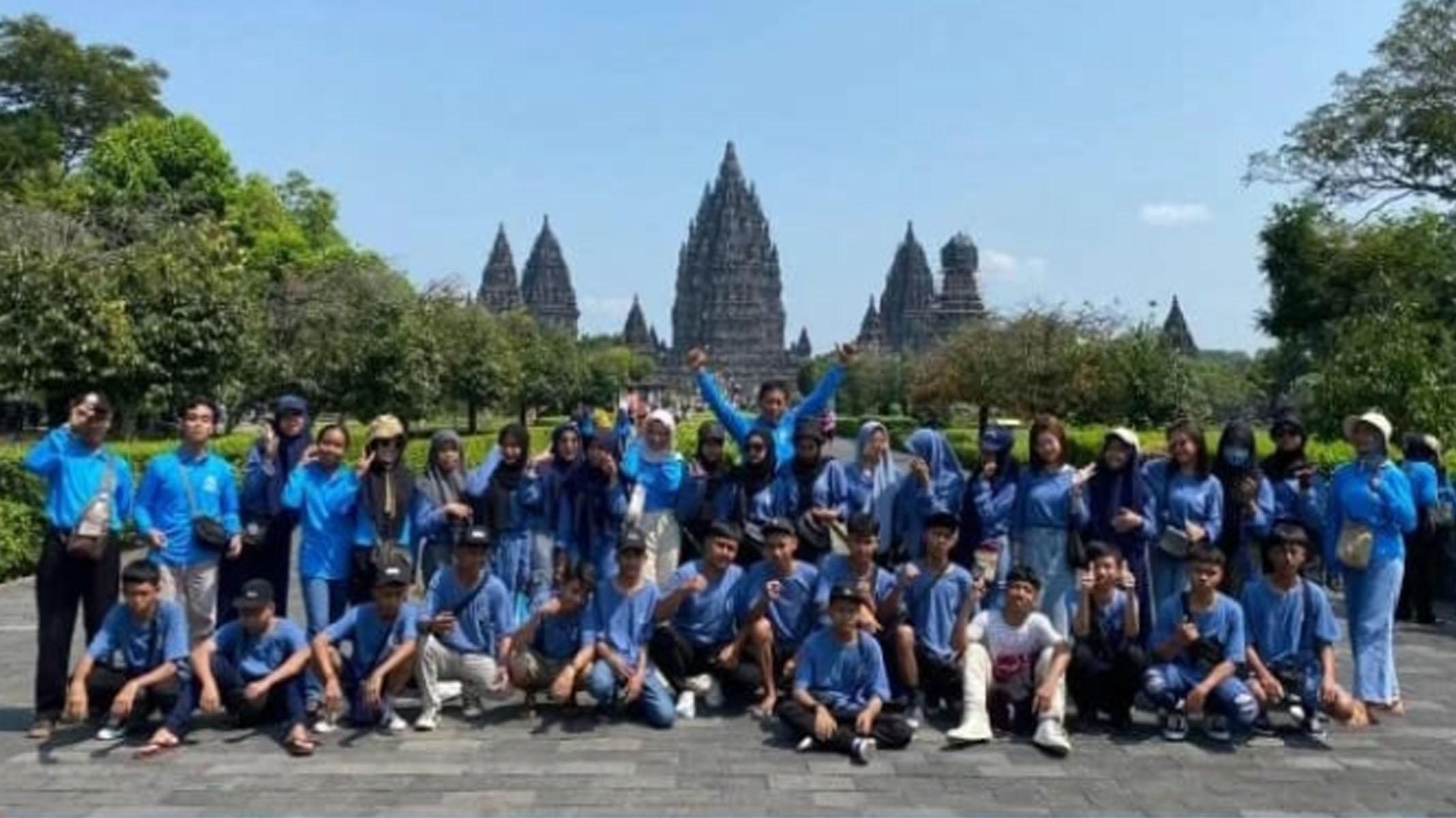 study-tour-smp-pgri-1-wonosari-Malang.jpg