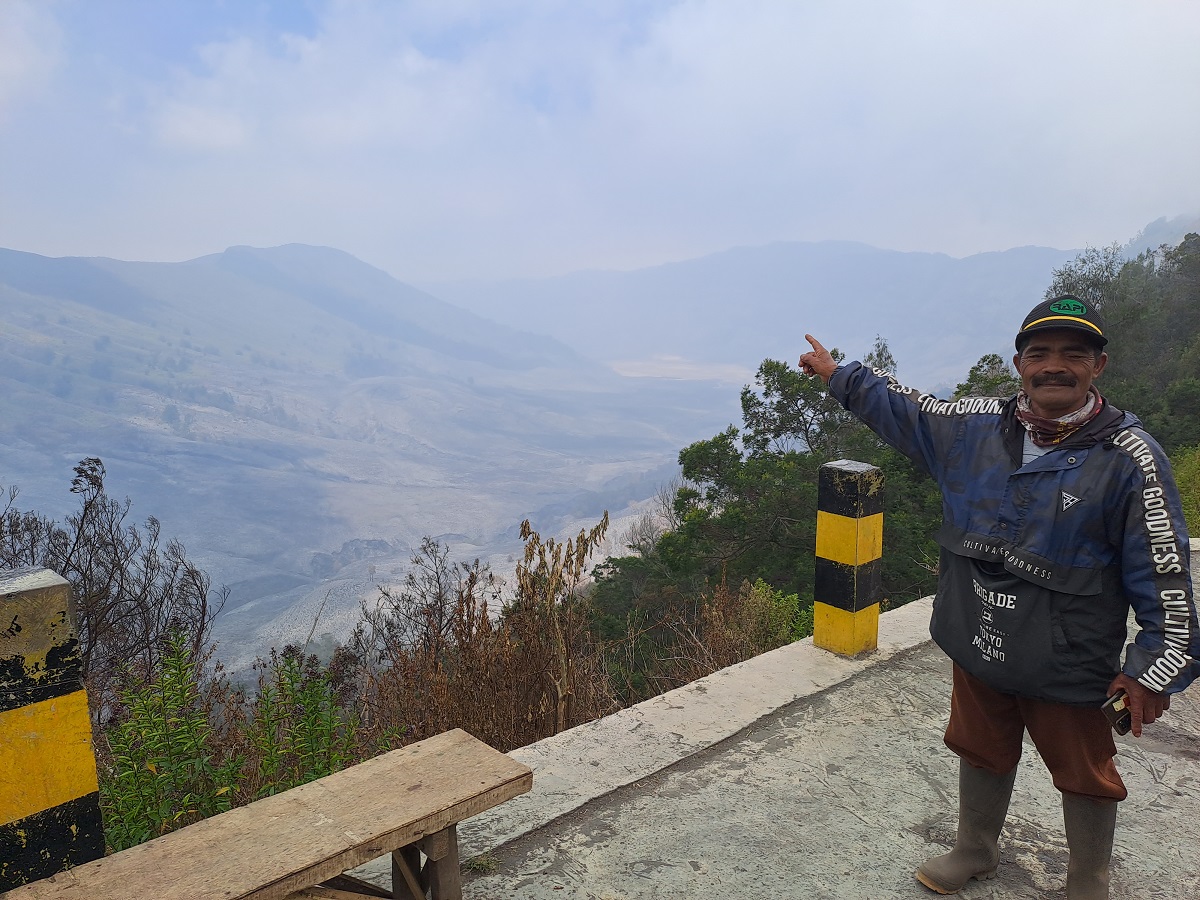 Kisah Relawan MPA, Sempat Bermalam di Hutan untuk Memadamkan Karhutla Bromo