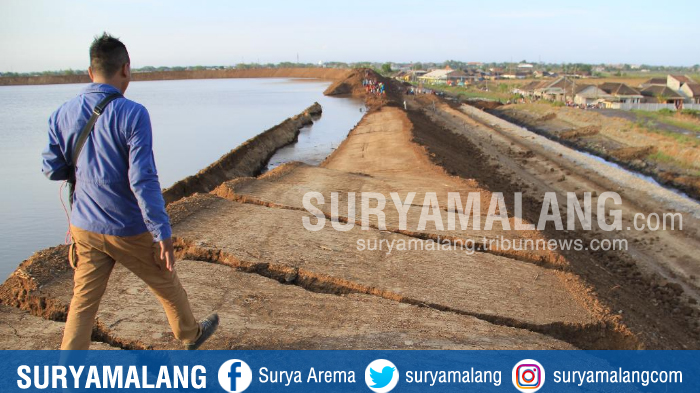 Tanggul Lapindo Sidoarjo Ambles, Lumpurnya Merembes dan Warga Takut Kampungnya Tenggelam