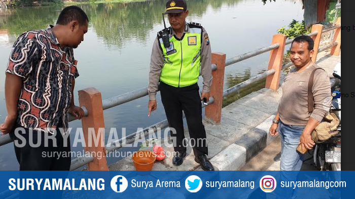 Jasad Orok Bayi Ditemukan Di Sungai Dekat Terminal Wonokromo