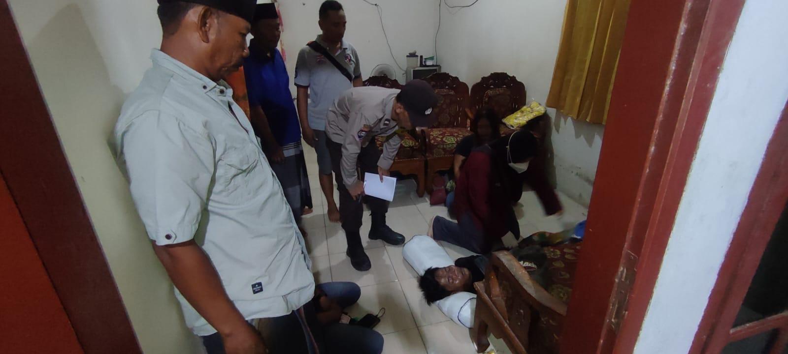tewas-saat-pesta-minuman-keras-di-Desa-Mayangan-Kecamatan-Gumukmas-Jember.jpg