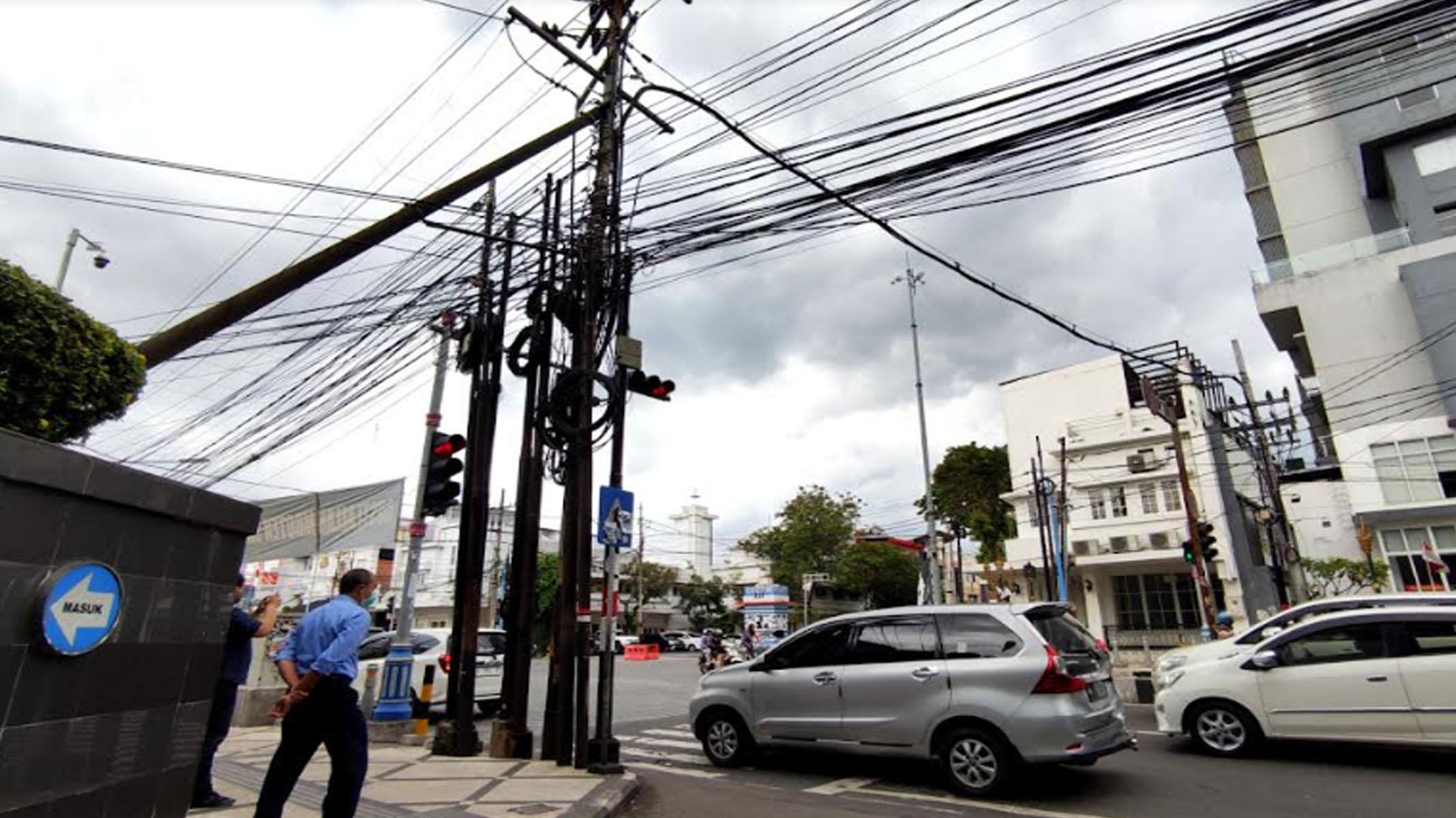 tiang-sedaya-di-kayutangan-kota-Malang.jpg