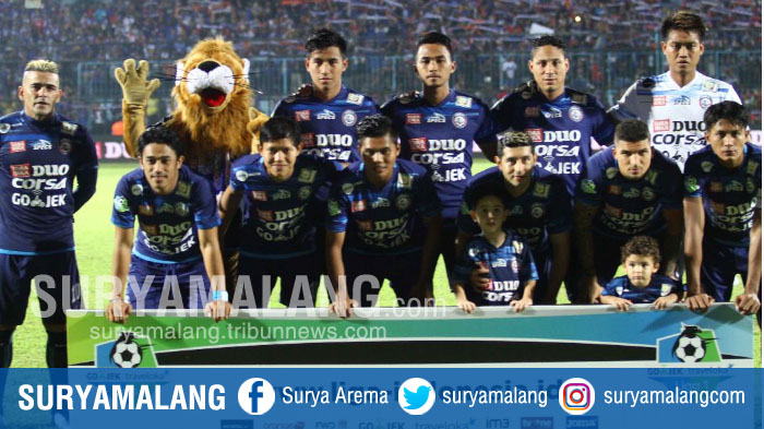 tim-inti-arema-fc-yang-diturunkan-melawan-madura-united-di-stadion-kanjuruhan_20170514_230348.jpg