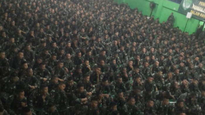 tni-tentara-atau-militer_20170903_165939.jpg
