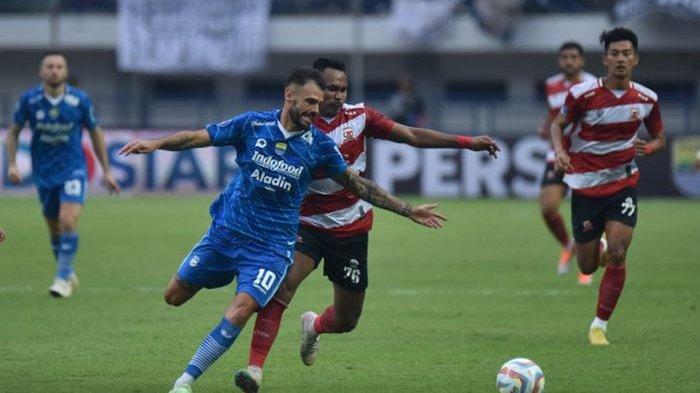Tyronne del Pino Absen di Laga Persib Bandung vs Arema FC