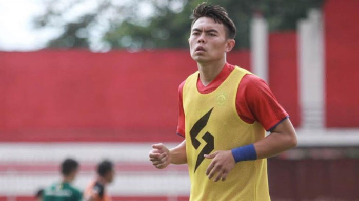 Arema FC  Bisa Libur Lebih Panjang, Vikrian Akbar Sudah Rindu Latihan Bersama Rekan satu Tim