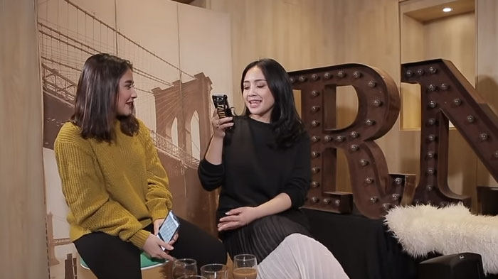 Didesak Nagita Slavina, Prilly Latuconsina Sambil Malu-malu Ungkap Potret Mantan Terindah