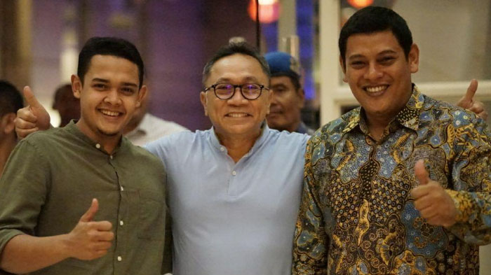 wali-kota-kediri-abdullah-abu-bakar-bersama-ketua-umum-dpp-pan-zulkifli-hasan.jpg